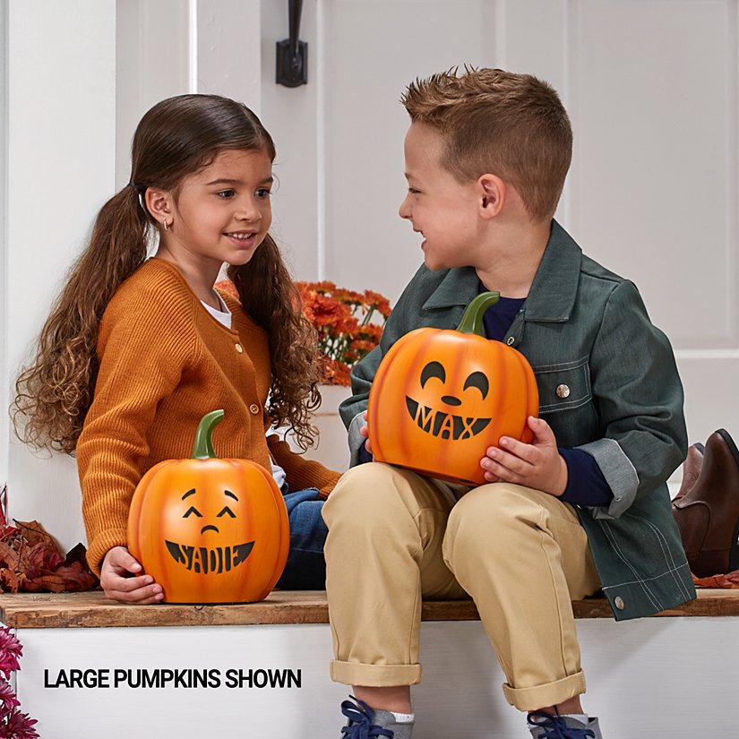 Light-Up Design Your Own Pumpkin Family