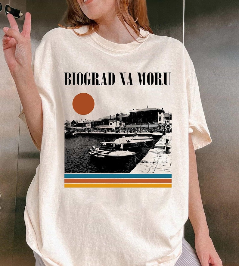 Biograd na Moru Retro Sunset T-Shirt, Croatia Coastal Graphic Tee