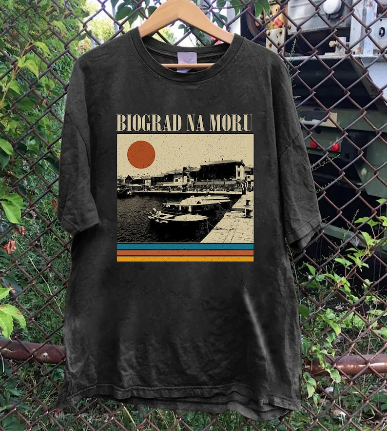 Biograd na Moru Retro Sunset T-Shirt, Croatia Coastal Graphic Tee